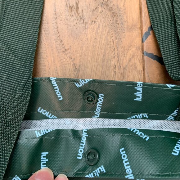 Lululemon Athletics Large Shopping Reusable Grocery Bags Snap Closure Green - Picture 3 of 5